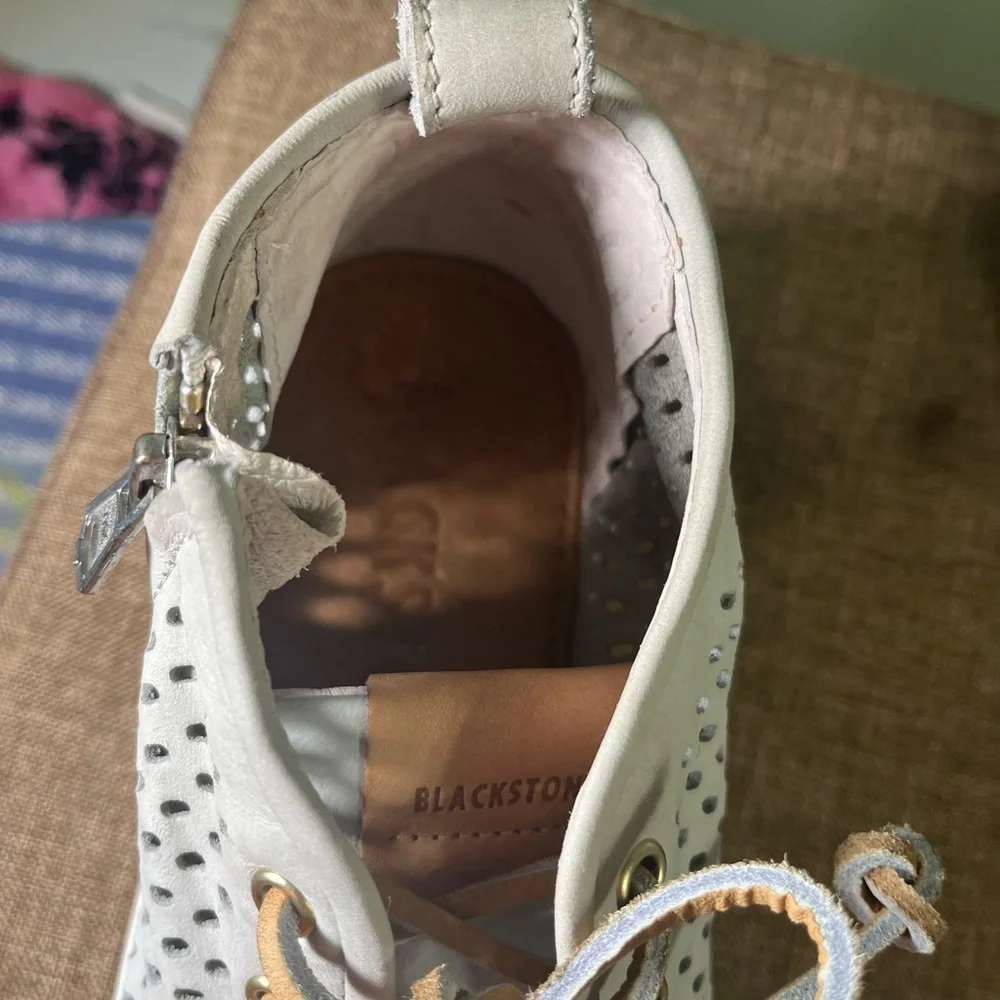 Blackstone PL-88 Women’s Sneakers Wind Chime Size 10 (40)